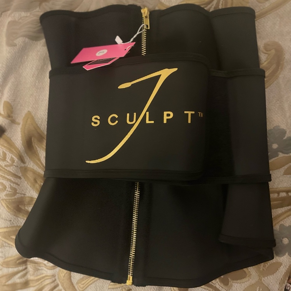 Waist trainer